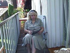 El que se ama a sí mismo acariciar! porno en el mam bragas