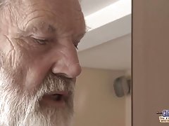 Negro el pistón en los ramos blancos porno follaba a mi madre