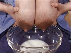 Rusa la pareja se entretiene en el sexo en la cocina genial pornuha