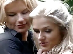 Duros de un juego de dos lesbianas fotos porno de maduras, sin virus