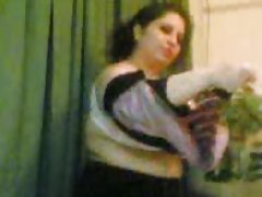 De goma anal porno pelirroja anya